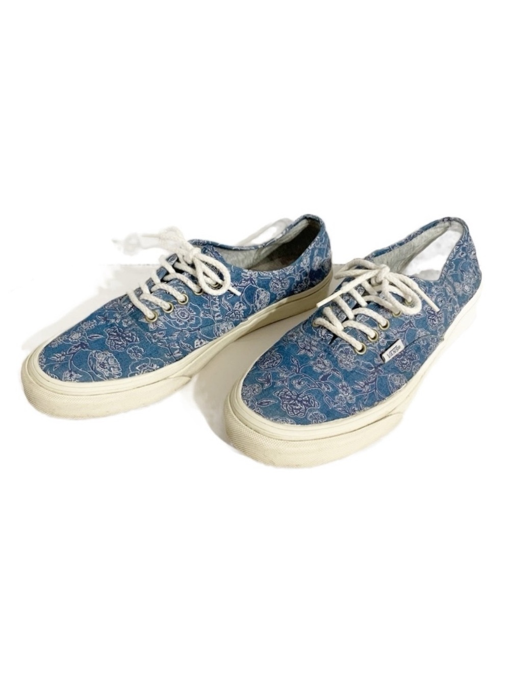 Vans Original Blue Chintz Floral Canvas Low Top Lace Up Sneakers 🟦⬜️